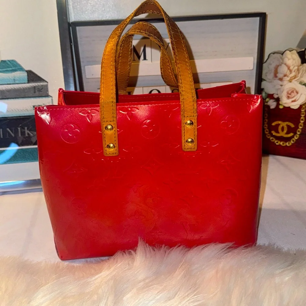 Louis Vuitton Framboise Monogram Vernis Reade PM Bag GUC - Picture 4 of 13